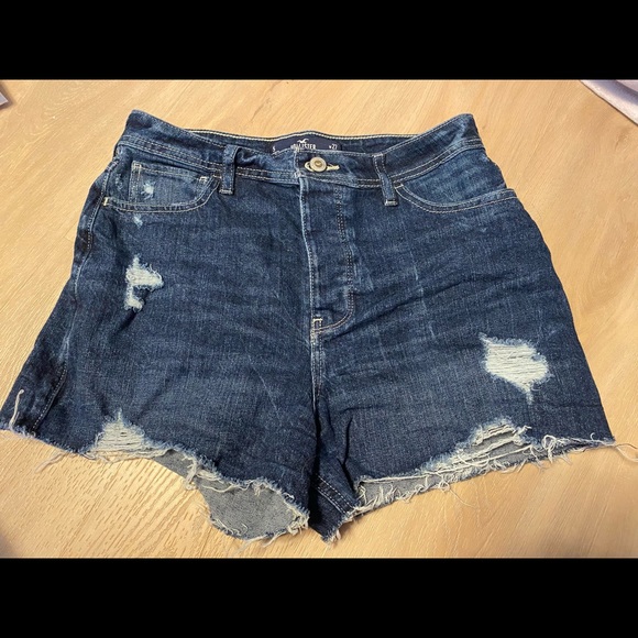 Hollishter Ultra high-rise denim shorts - Picture 1 of 3